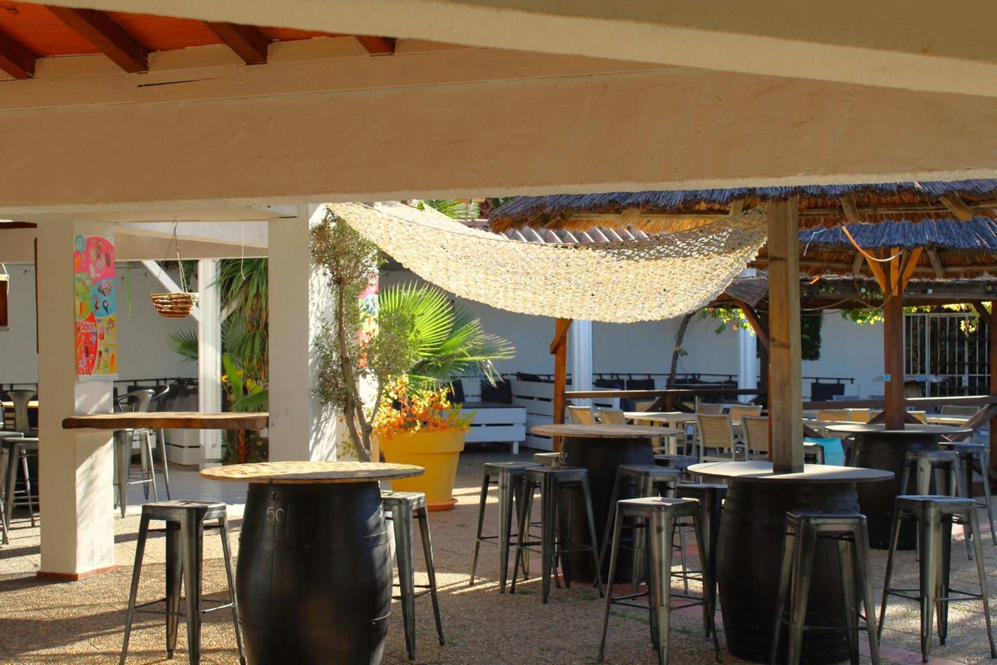 Malibu Village Кане Екстериор снимка