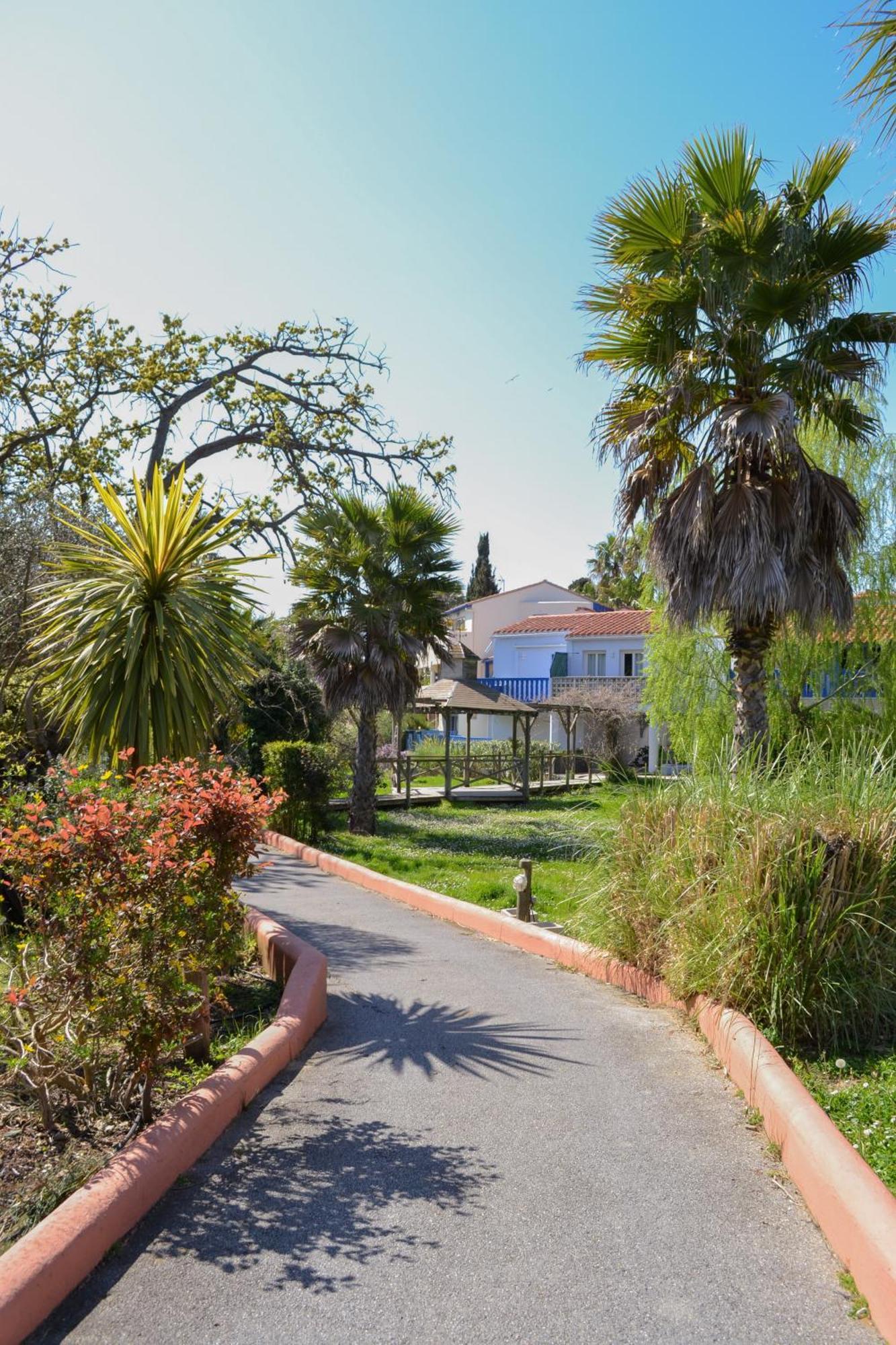 Malibu Village Кане Екстериор снимка